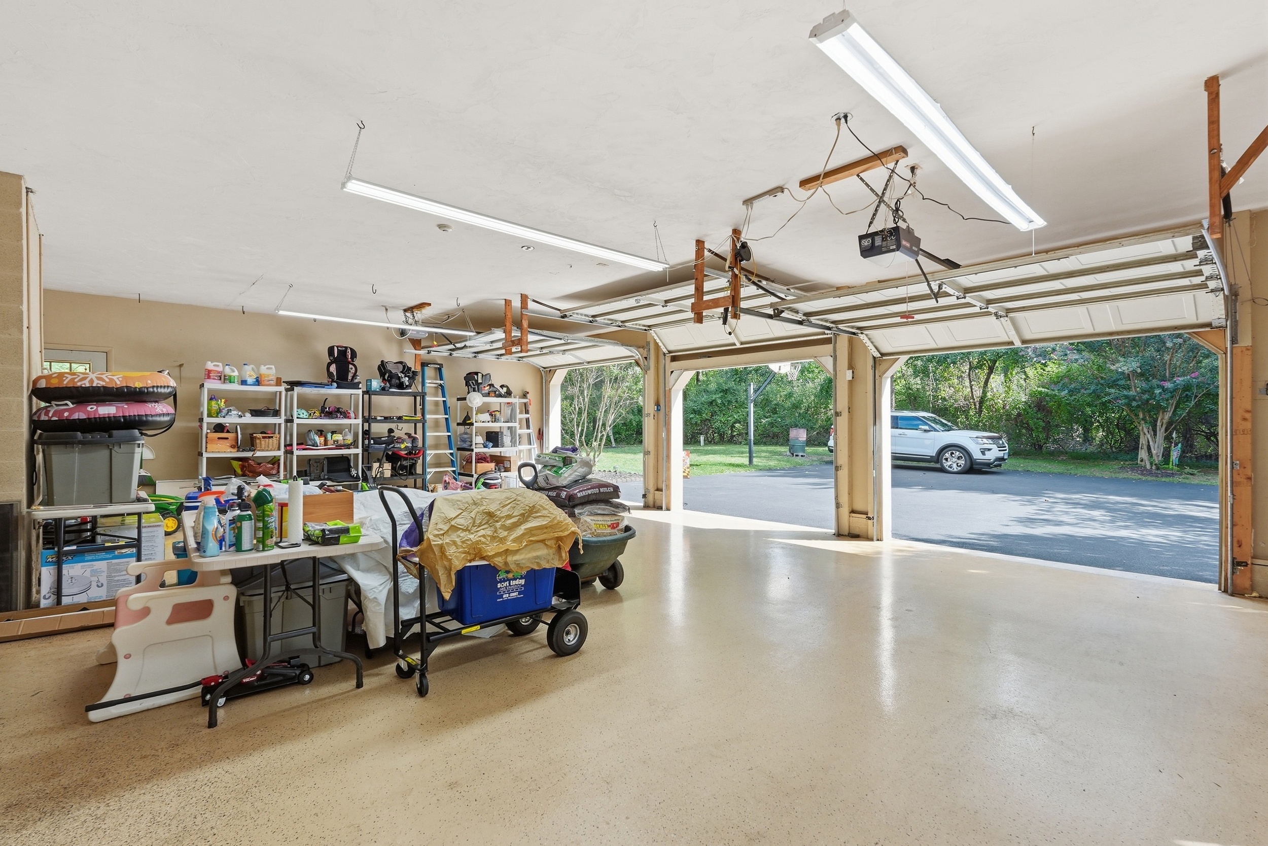 Outdoor & Garage